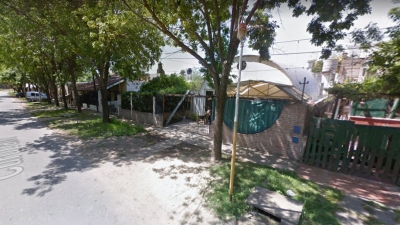 Balean una casa de calle Curupaiti al 500