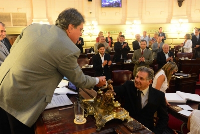Juró como Diputado José María Tessa