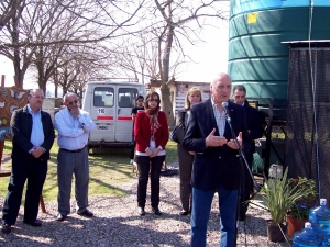 Bonfatti habilitó un dispenser comunitario de agua potable en Ibarlucea  