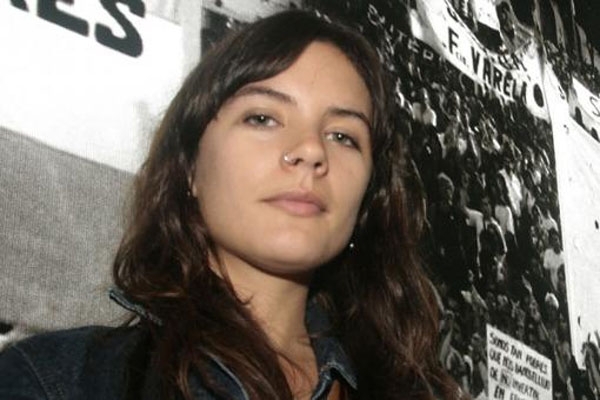 Camila Vallejo, candidata a diputada chilena, declaró estar de acuerdo con una salida al mar para Bolivia