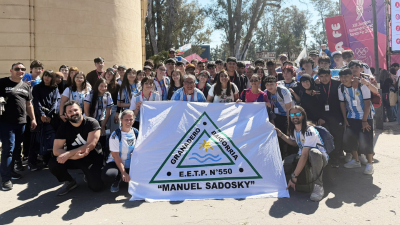 Gisela Da Ponte acompañó a alumnos de la Técnica 550 en los Juegos Suramericanos