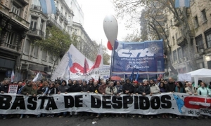 Las dos CTA rechazan el diálogo social y anticipan un paro junto a gremios cegetistas