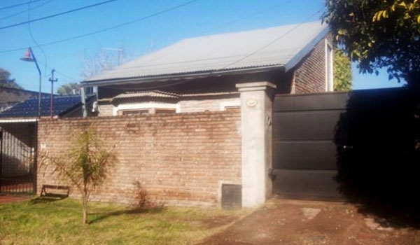 Entradera en una casa de Baigorria