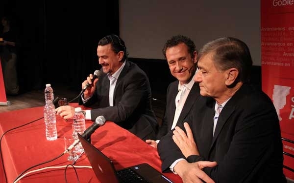 Binner convocó a Jorge Valdano para capacitar sus equipos técnico-políticos