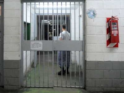 Hallan adolescente ahorcado en el IRAR
