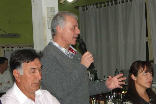 Más de 500 personas acompañaron a Salomón en la presentación de su lista Chabás Vuelve a Crecer
