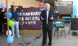 Lifschitz entregó aportes a instituciones del Departamento Rosario