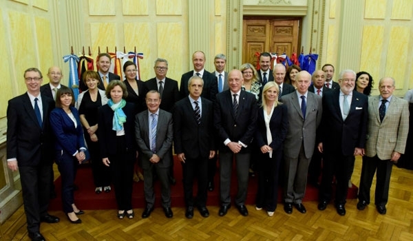 Santa Fe estrecha lazos con la Unión Europea