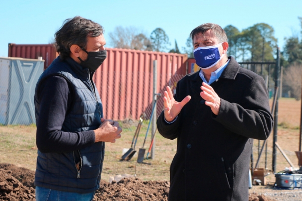 Ybarlucea trabaja en obras de red de agua y proyecta el servicio de cloacas