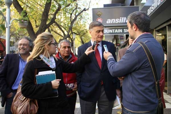 “El modelo se está agotando y nosotros somos la alternativa”