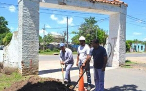 Comenzó la restauración del histórico arco de Martín Fierro