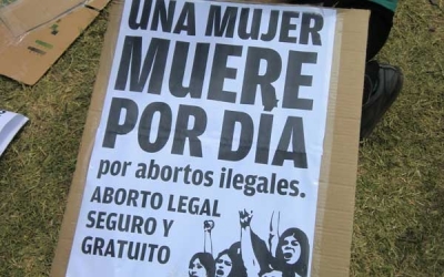 La nena de 13 años violada finalmente abortó en un consultorio privado