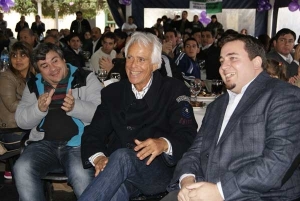 El Dr. Cossia sigue afirmando su compromiso con el trabajo social en los barrios