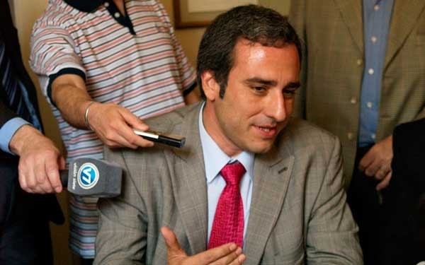 "Estamos cansados, agreden a Reutemann y a todo el mundo que está cerca de Massa"