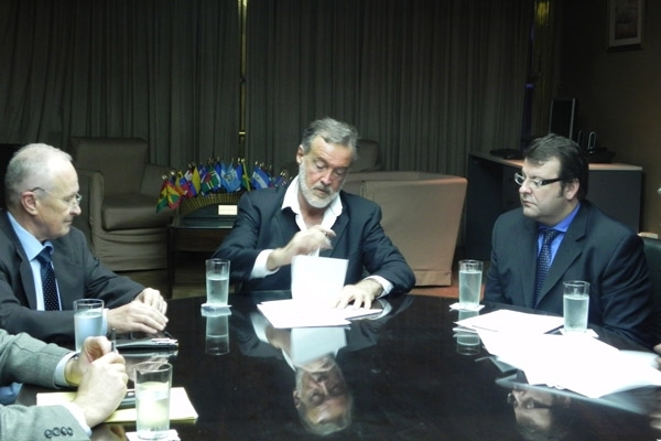 Bielsa se reunió con Lamberto y Capiello 