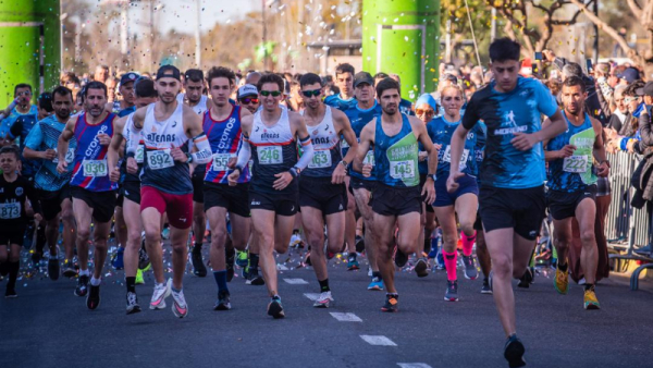 Viernes y sábado se entregan los kits para la carrera