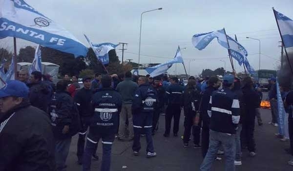 Despiden 7 Camioneros y el Gremio Denuncia Connivencia con la Justicia