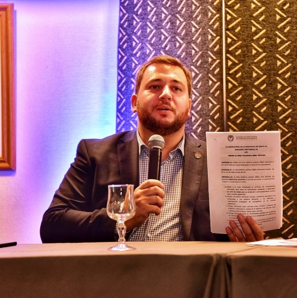 El diputado Ghione pide que los impuestos y servicios se puedan pagar en las cajas de los supermercados