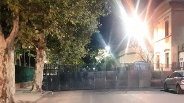 Despidieron a 56 trabajadores de los diarios Clarín y Olé