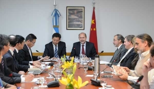 Perotti recibió a delegación de dirigentes políticos de China