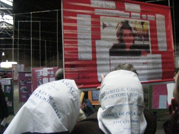 Muestra por los Derechos Humanos en Baigorria