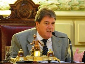 Rubeo ingresó en diputados un proyecto de repudio al ataque que sufrió el Sindicato de Camioneros Rosario 