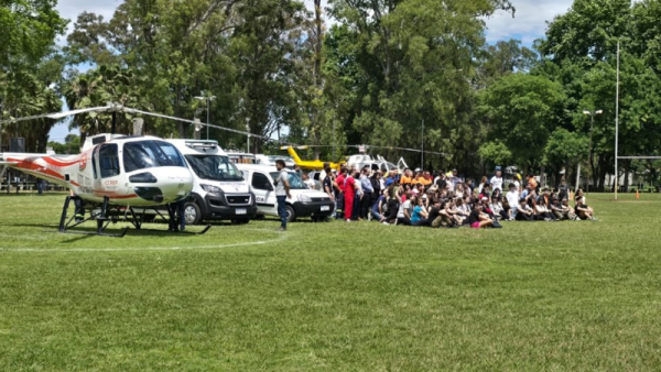 Simulacro masivo de incendio y rescate en las islas