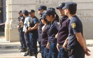 La Policía aceptó el decreto y vuelve a trabajar en las calles