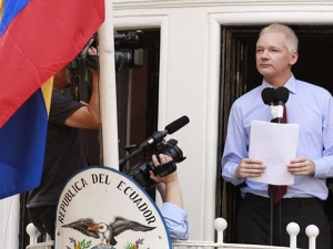 Los cancilleres de la Unasur respaldaron a Ecuador por la amenaza contra su embajada en Londres