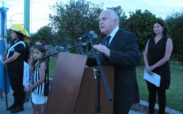 Lifschitz visitó Pueblo Esther