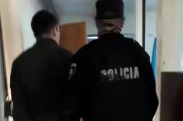 Armado en plena vía pública