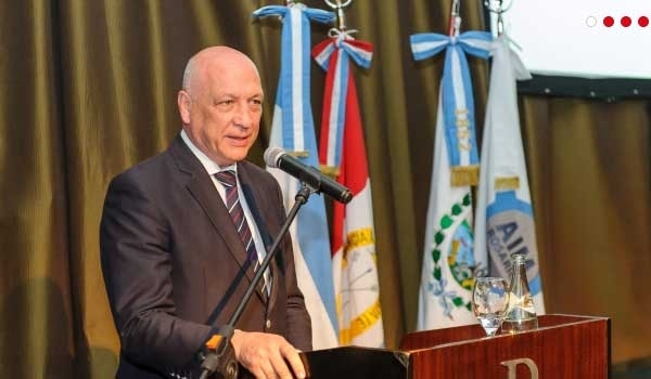 Bonfatti participó del acto por un nuevo aniversario de la Asociación de Industriales Metalúrgico de Rosario