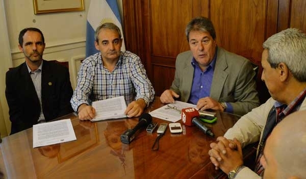 Rubeo busca regular la atención al público en la provincia