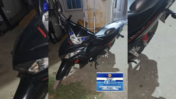 Recuperaron una motocicleta robada en el Shopping Paseo del Puente