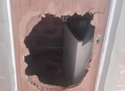 Robaron e hicieron destrozos en las instalaciones de las canchas de Las del Indú
