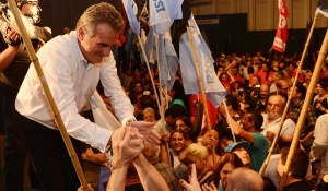 “Voy a ser el presidente que garantice la continuidad de este proyecto, con metas de inclusión y empleo”