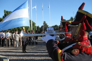 "Leen el Evangelio según Hitler a la hora de almorzar"....