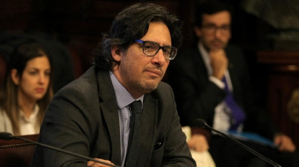 "Es una vergüenza cómo viene actuando"