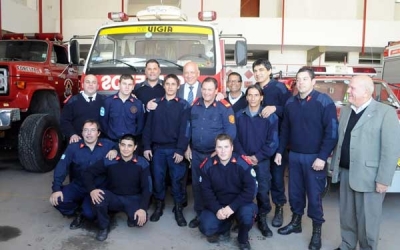 “En la provincia de Santa Fe tenemos un cuerpo de bomberos profesionales”, afirmó Bonfatti