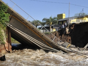 "Qué tiene que pasar para que dos ciudades estén en emergencia, ¿que exploten?" 