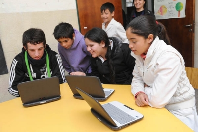 La Fundación Nuevo Banco de Santa Fe ya instaló 37 aulas digitales en escuelas de la provincia