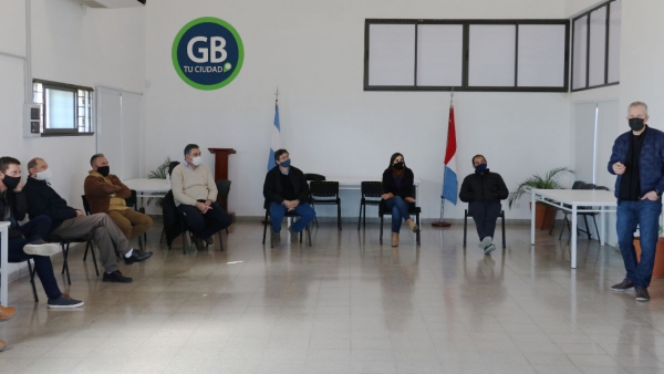 Charla sobre las estrategias actuales para el manejo epidemiológico del Covid 19 en un contexto de circulación comunitaria en Rosario