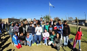“Cuantos más jóvenes vuelvan a estudiar, vamos a vivir en una sociedad mejor”, dijo el gobernador