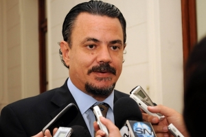 Galassi: “La discusión salarial se hará en la mesa paritaria”  