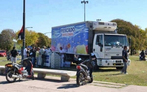 Vuleve "Pescado para todos" a Baigorria en Semana Santa