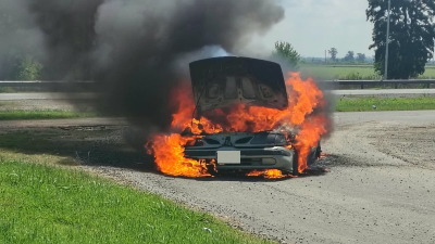 Se incendió un automóvil en la autopista Rosario-Santa Fe, a la altura de Capitán Bermúdez