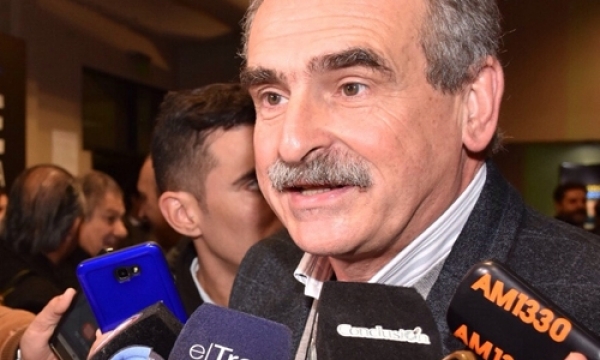 Rossi: “La relación de Macri con los EEUU condena al desempleo a miles de santafesinos”