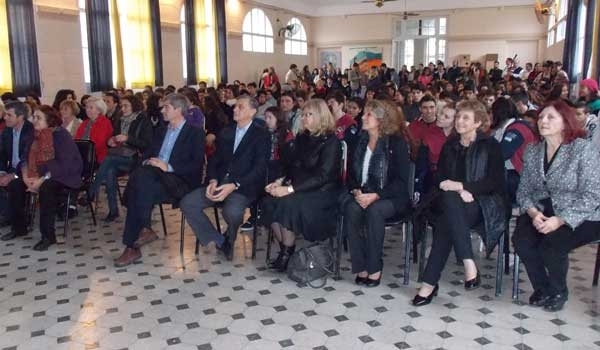 “Debemos defender el modelo educativo de Santa Fe”