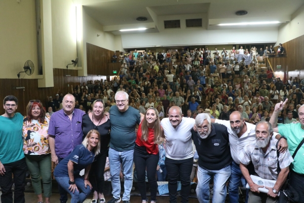 Julia Strada analizó los impactos económicos del DNU en Luz y Fuerza