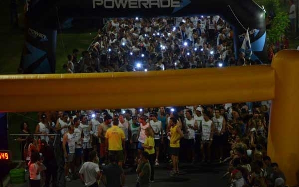 600 competidores participaron del Maratón Nocturna
